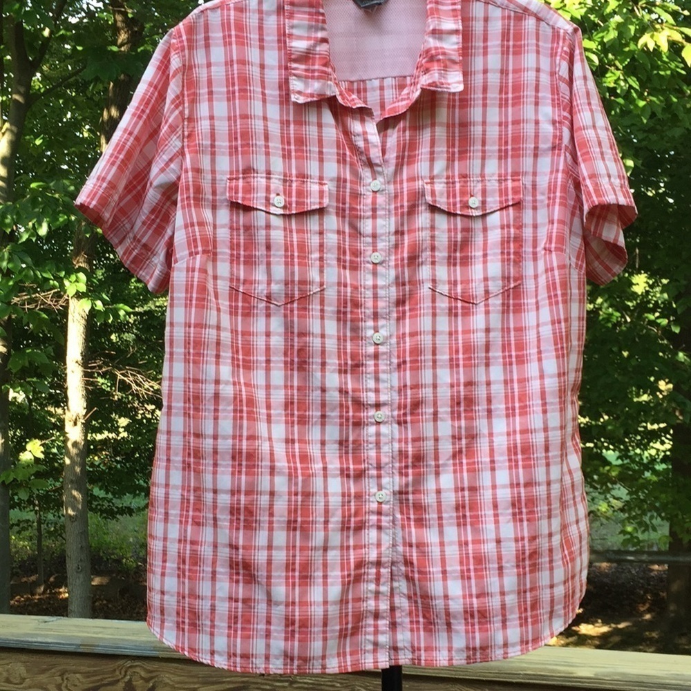 EDDIE  BAUER  2XL short sleeve Vented sides Pockets Bust Darts shirt. Cooling. - Picture 3 of 15